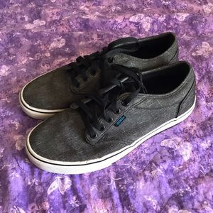 Vans skate shoes